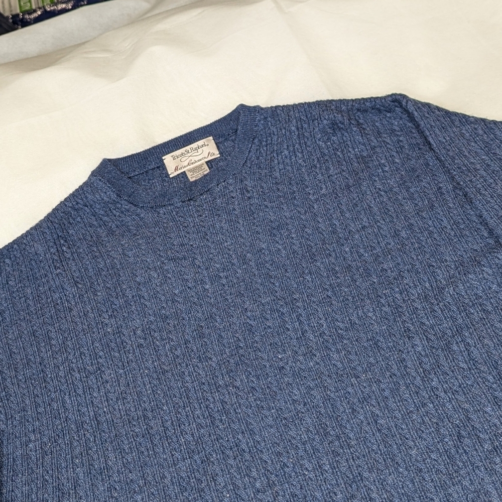 Cashmere Tricots St. Raphael Cable Knit Sweater - Picture 5 of 6